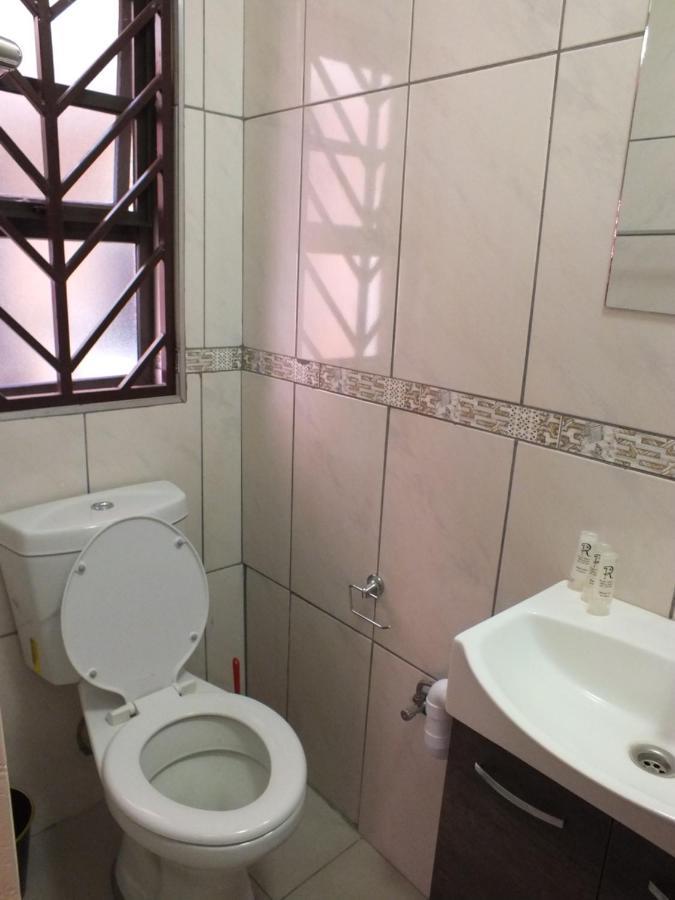 ווינדהוק Royal Castle Guest House מראה חיצוני תמונה