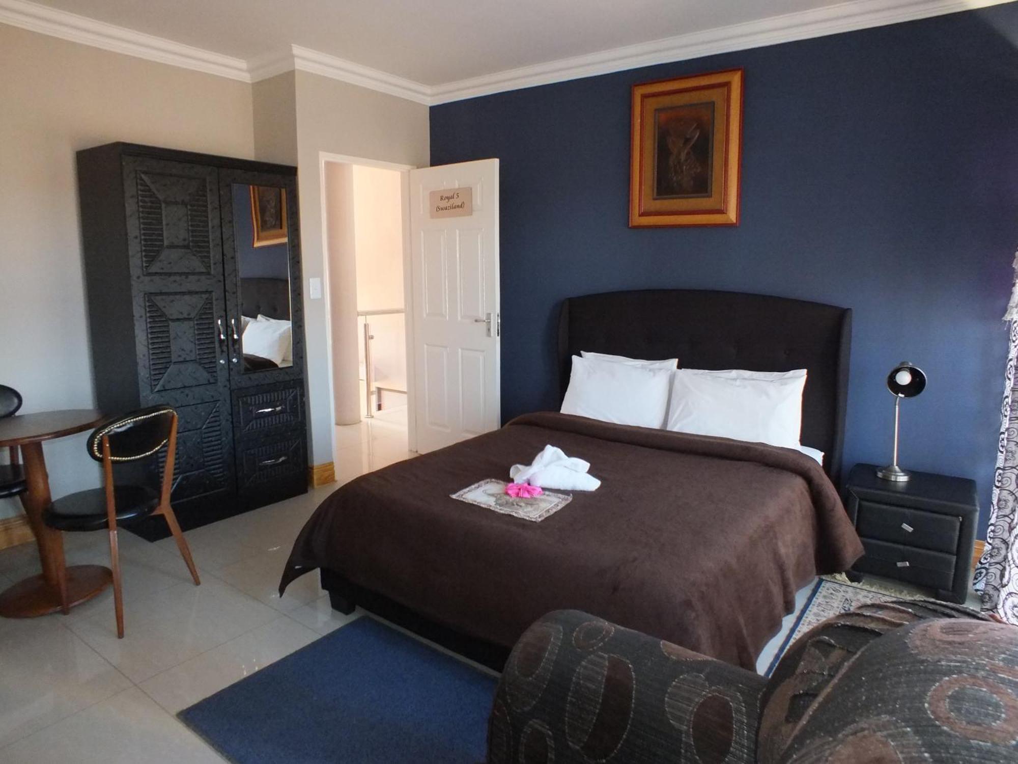 ווינדהוק Royal Castle Guest House חדר תמונה